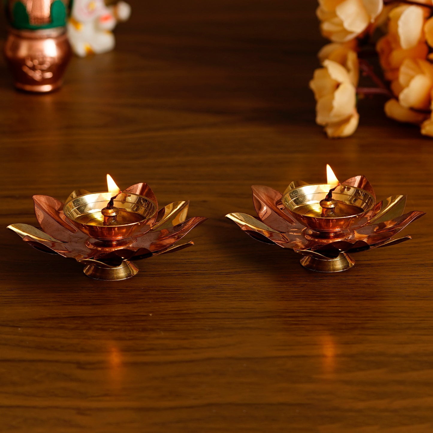 Set of 2 Floral Shape Metal Diya